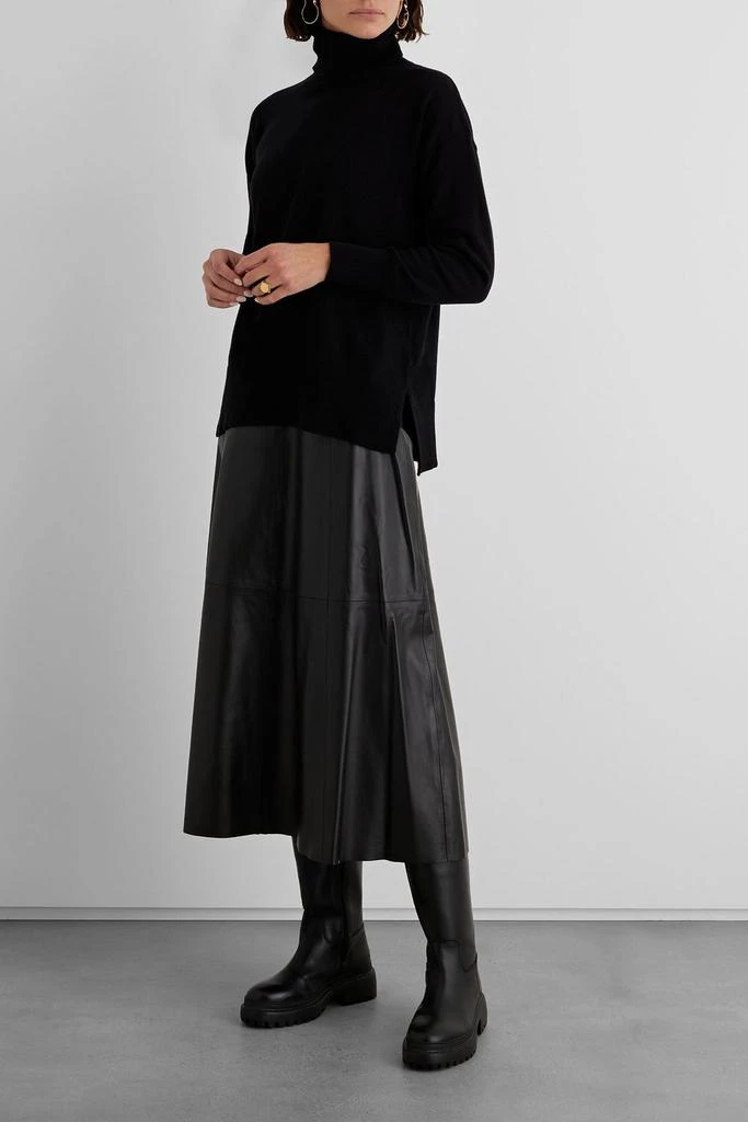商品IRIS & INK|Millie cashmere and wool-blend turtleneck sweater,价格¥1786,第3张图片详细描述