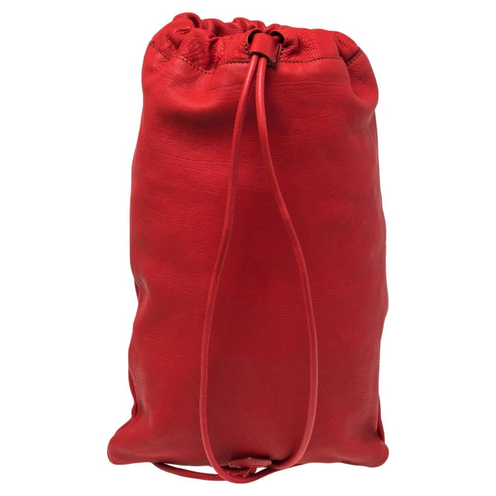 商品[二手商品] Burberry|Burberry Red Pebbled Leather Drawstring Sling Backpack,价格¥1055,第4张图片详细描述