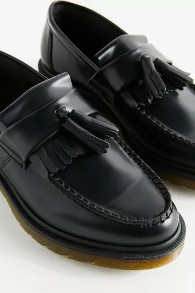 Dr. Martens Adrian Leather Tassel Loafer 商品