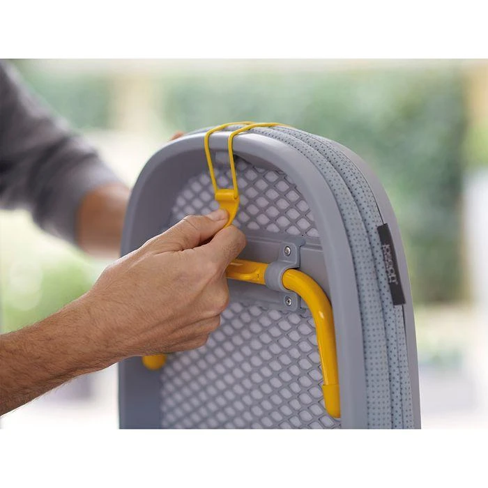 商品Joseph Joseph|Pocket Folding Tabletop Ironing Board,价格¥539,第3张图片详细描述