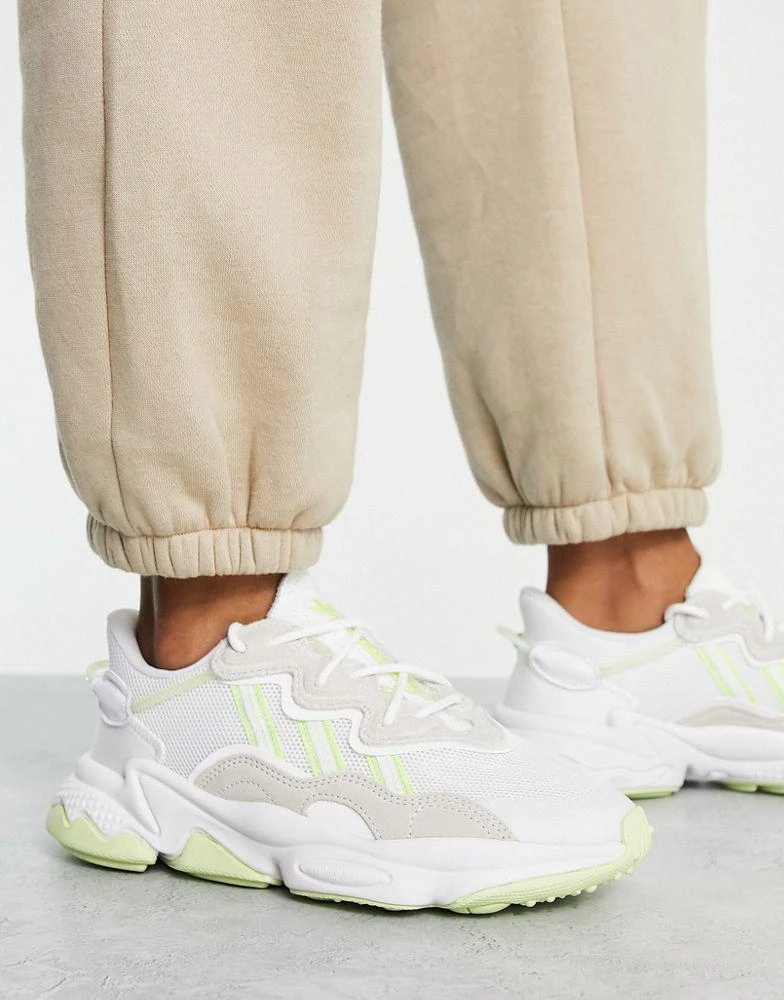 商品Adidas|adidas Originals Ozweego trainers in white with lime details,价格¥502,第1张图片