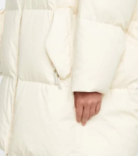 商品Prada|Funnel-neck down and cotton coat,价格¥22774,第5张图片详细描述