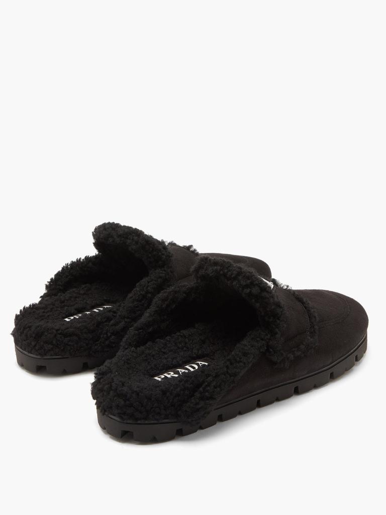 商品Prada|Triangle logo-plaque shearling backless loafer,价格¥6618,第6张图片详细描述