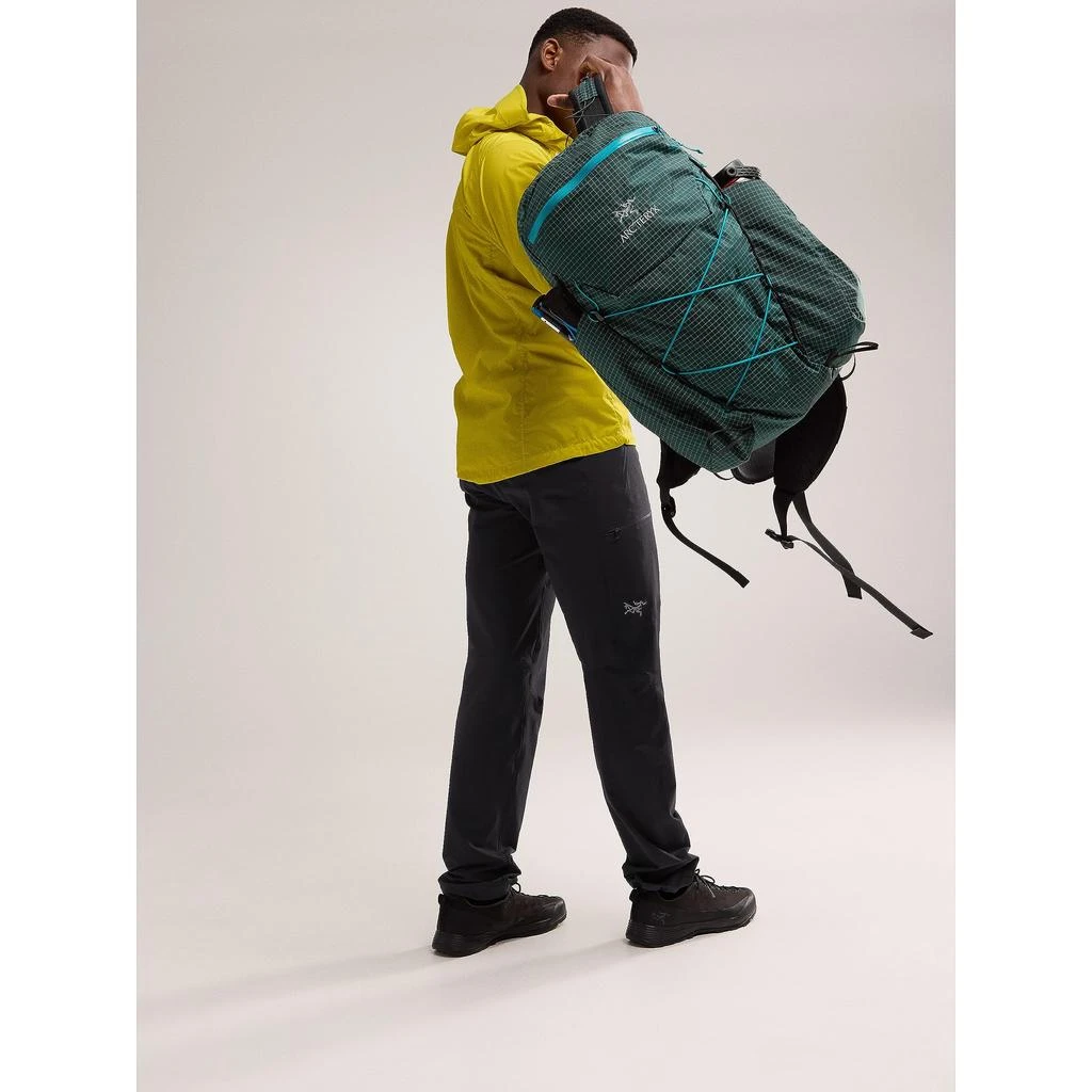 Arc'teryx Aerios 30 Backpack Men's | Versatile Pack for Overnight and Day Use | Pixel/Sprint, Tall 商品