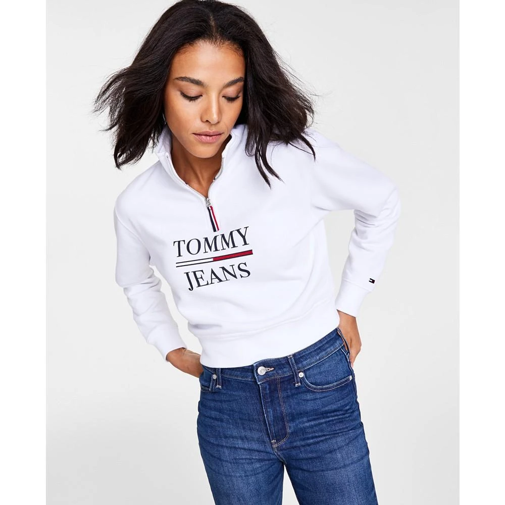 商品Tommy Hilfiger|Half-Zip Stacked Logo Pullover Top,价格¥186,第1张图片详细描述