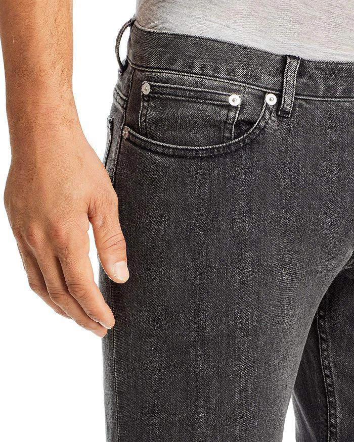 商品A.P.C.|Petit New Standard Slim Fit Jeans in Washed Black,价格¥1291,第5张图片详细描述