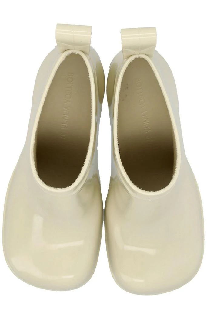 商品Bottega Veneta|Bottega Veneta Shine Square Toe Ankle Rain Boots,价格¥3073,第4张图片详细描述