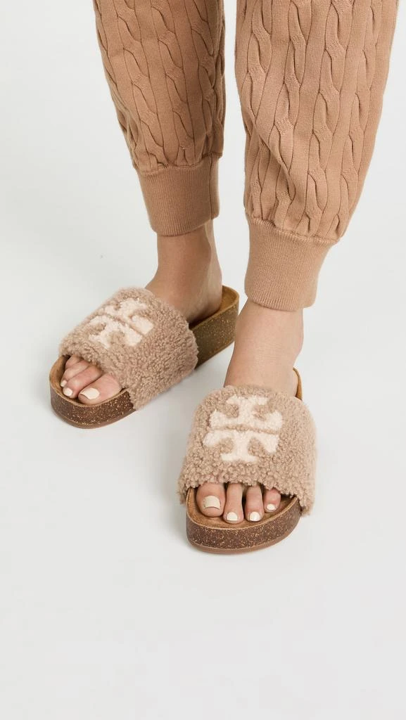 商品Tory Burch|Tory Burch 双 T 连毛羊皮厚底凉鞋,价格¥1106,第3张图片详细描述