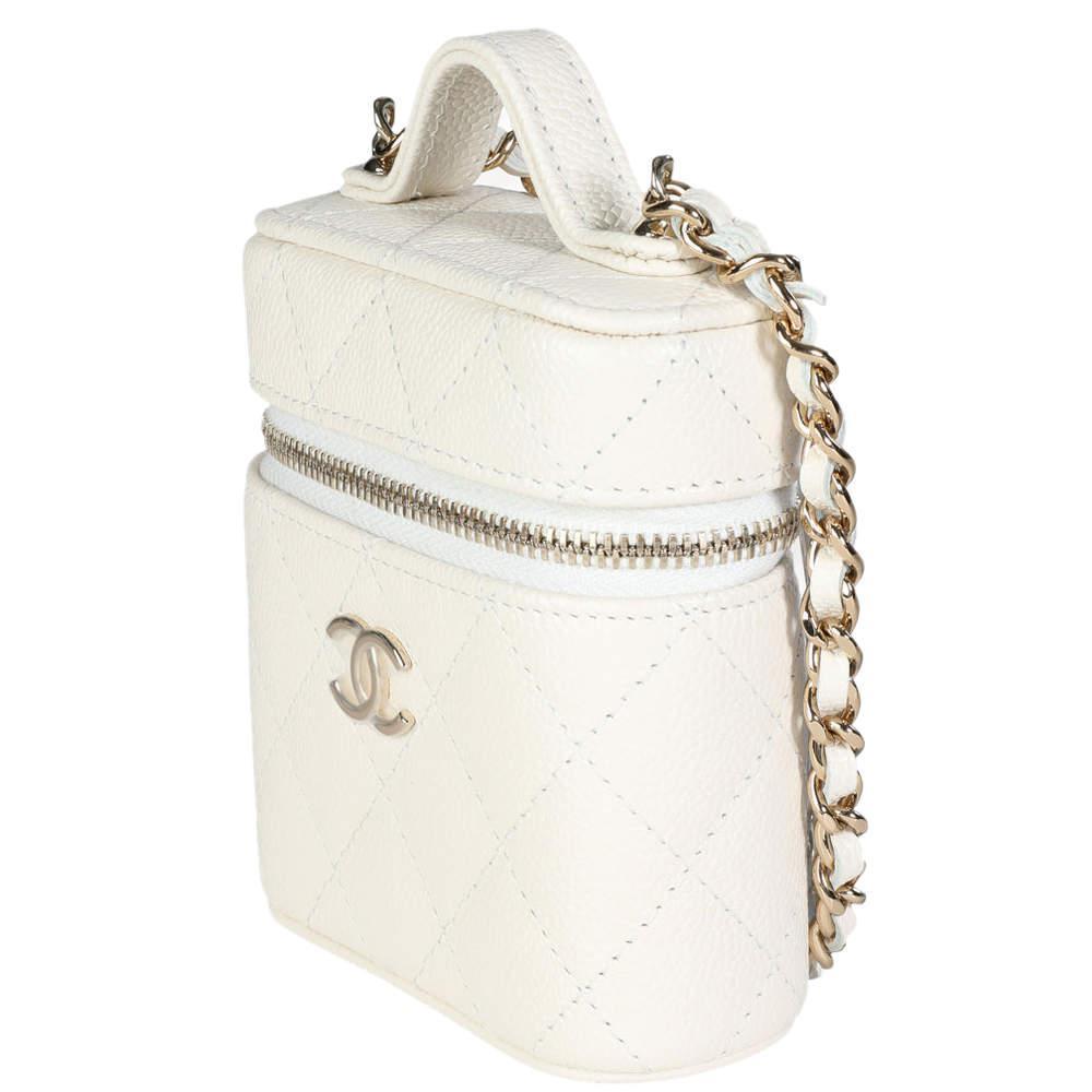 商品[二手商品] Chanel|Chanel Creme Quilted Caviar Leather (2022) Mini Vanity Bag,价格¥28775,第4张图片详细描述