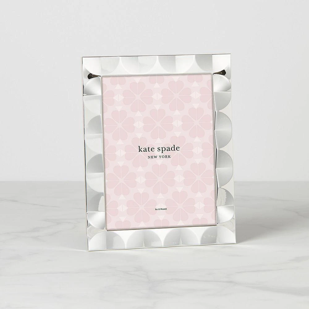 South Street Silver Scallop Frame, 8" x 10" 商品