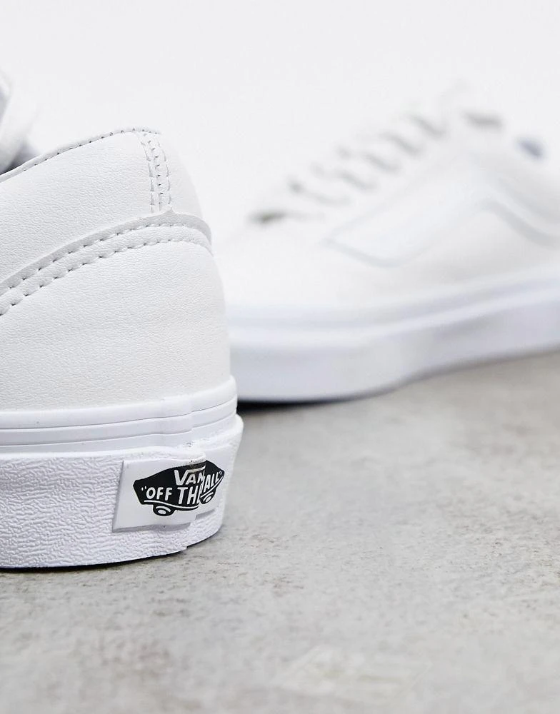 商品Vans|Vans Old Skool faux leather trainers in white,价格¥712,第2张图片详细描述