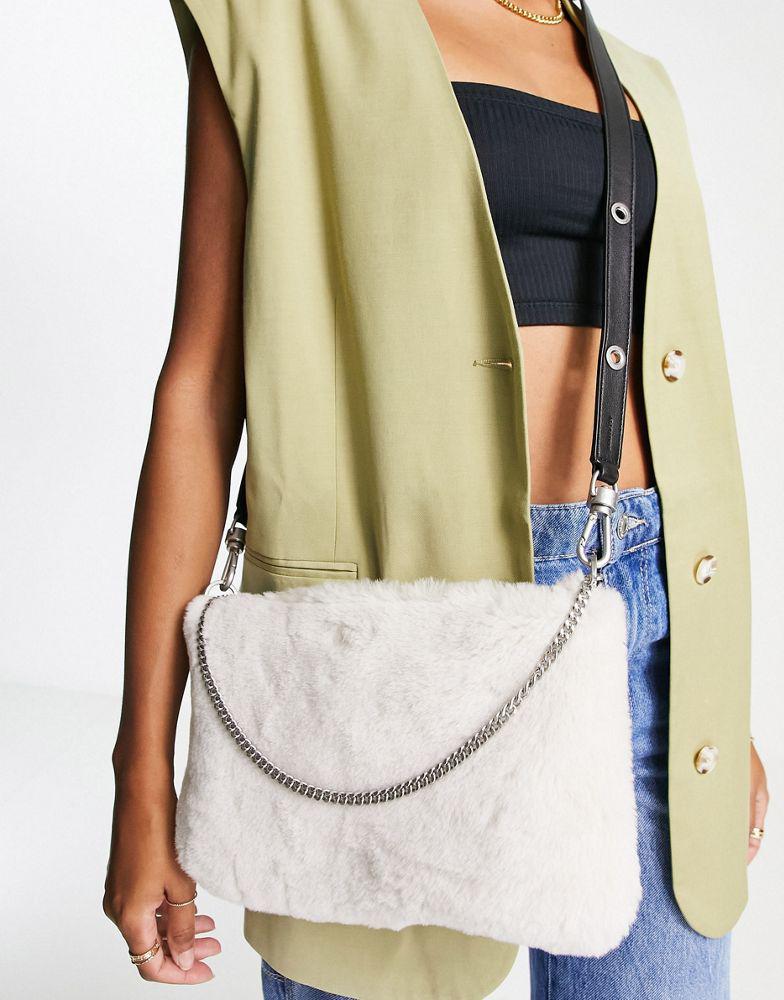 AllSaints Eve shearling crossbody bag in white商品第1张图片规格展示