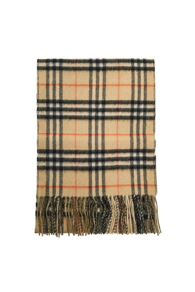 商品Burberry|reversible check cashmere scarf,价格¥2545,第1张图片