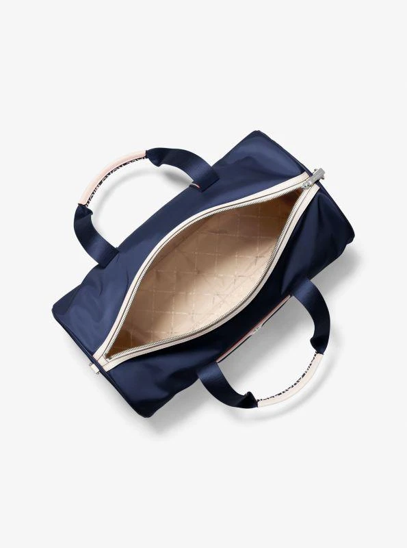 商品Michael Kors|Jet Set Large Nylon Duffel Bag,价格¥802,第2张图片详细描述