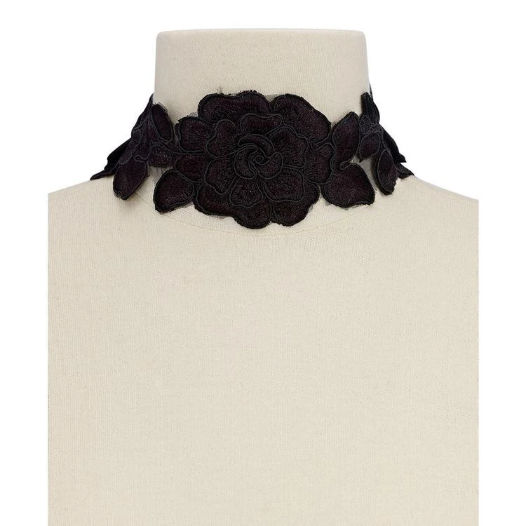 商品Thalia Sodi|Gold-Tone Lace Flower Choker Necklace, Created for Macy's,价格¥69,第2张图片详细描述