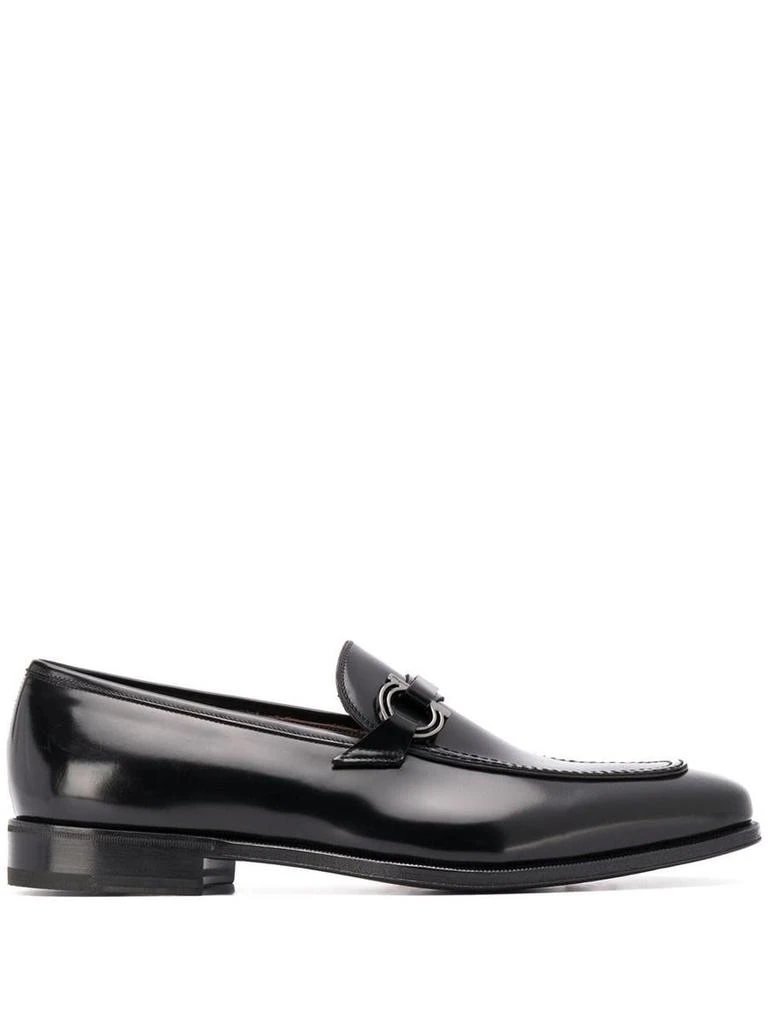 商品Salvatore Ferragamo|SALVATORE FERRAGAMO Gancini loafers,价格¥3615,第1张图片