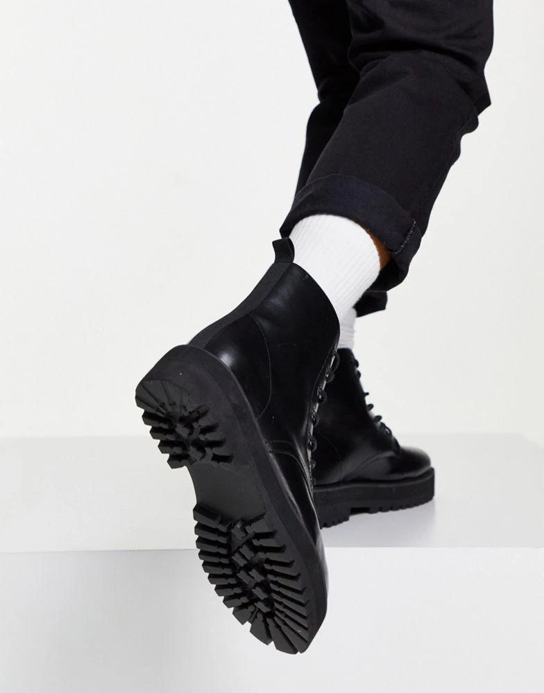 商品ASOS|ASOS DESIGN lace up boot in black faux leather with raised chunky sole,价格¥215,第2张图片详细描述