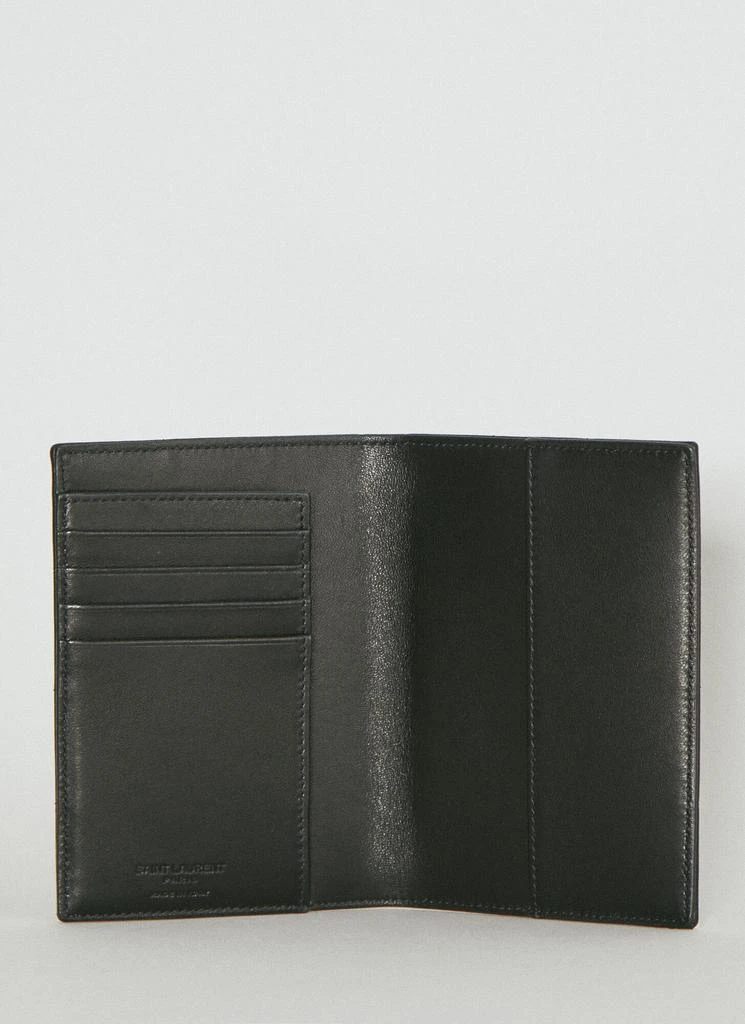 商品Yves Saint Laurent|Matelassé Carré Passport Case,价格¥2376,第3张图片详细描述