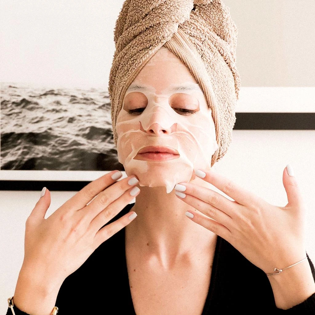 商品Joanna Vargas|Joanna Vargas Forever Glow Anti-Aging Face Mask,价格¥617,第5张图片详细描述