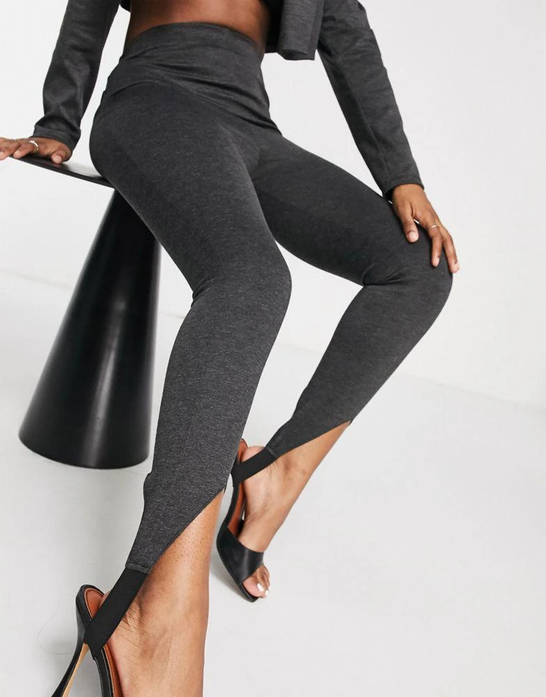 商品ASOS|ASOS DESIGN jersey ponte super model skinny stirrup suit trouser in charcoal,价格¥108,第3张图片详细描述