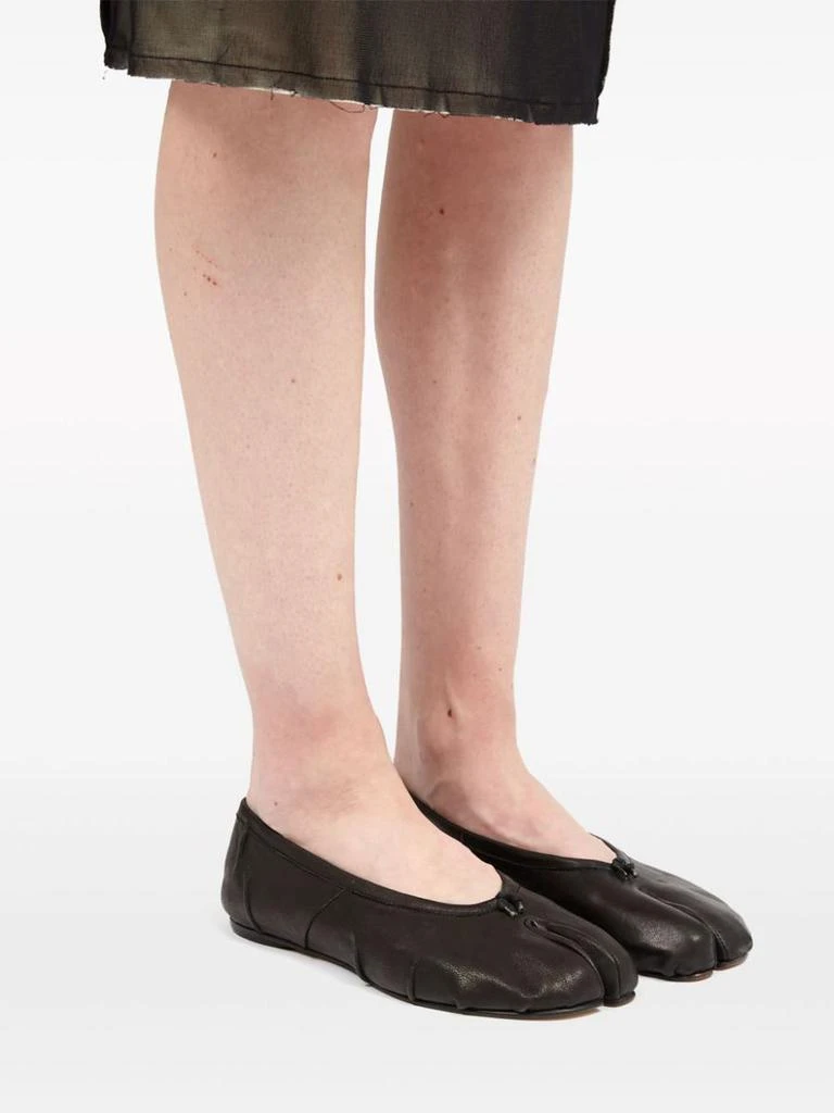 商品MAISON MARGIELA|Maison Margiela Flat shoes Black,价格¥4766,第4张图片详细描述