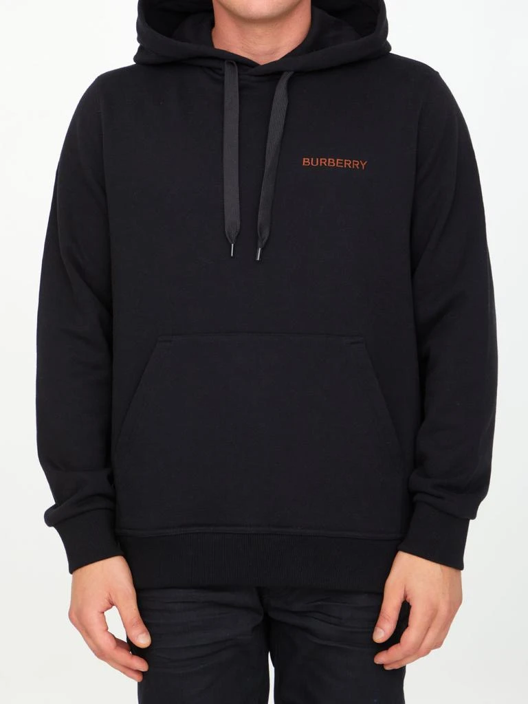 商品Burberry|Black hoodie with logo,价格¥4792,第1张图片