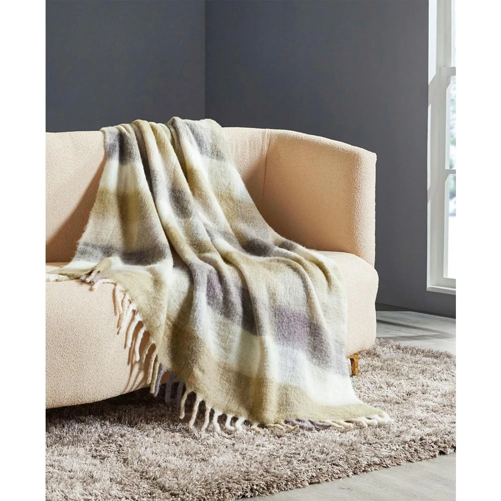 商品Fireside|Merry Bright Plaid Faux Mohair Fringe Throw, 50" x 60",价格¥90,第1张图片