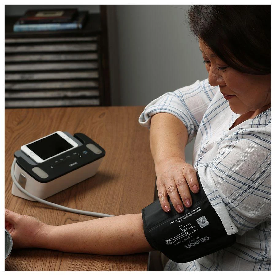 商品omron|Complete Wireless Upper Arm Blood Pressure Monitor + EKG (BP7900),价格¥1260,第3张图片详细描述