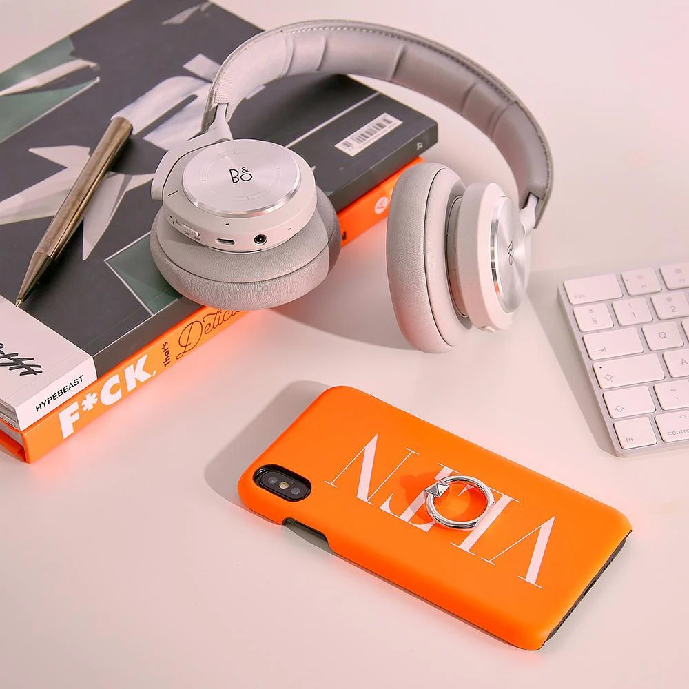 商品Valentino|Valentino Fluo VLTN iPhone XS Max Case,价格¥792,第2张图片详细描述