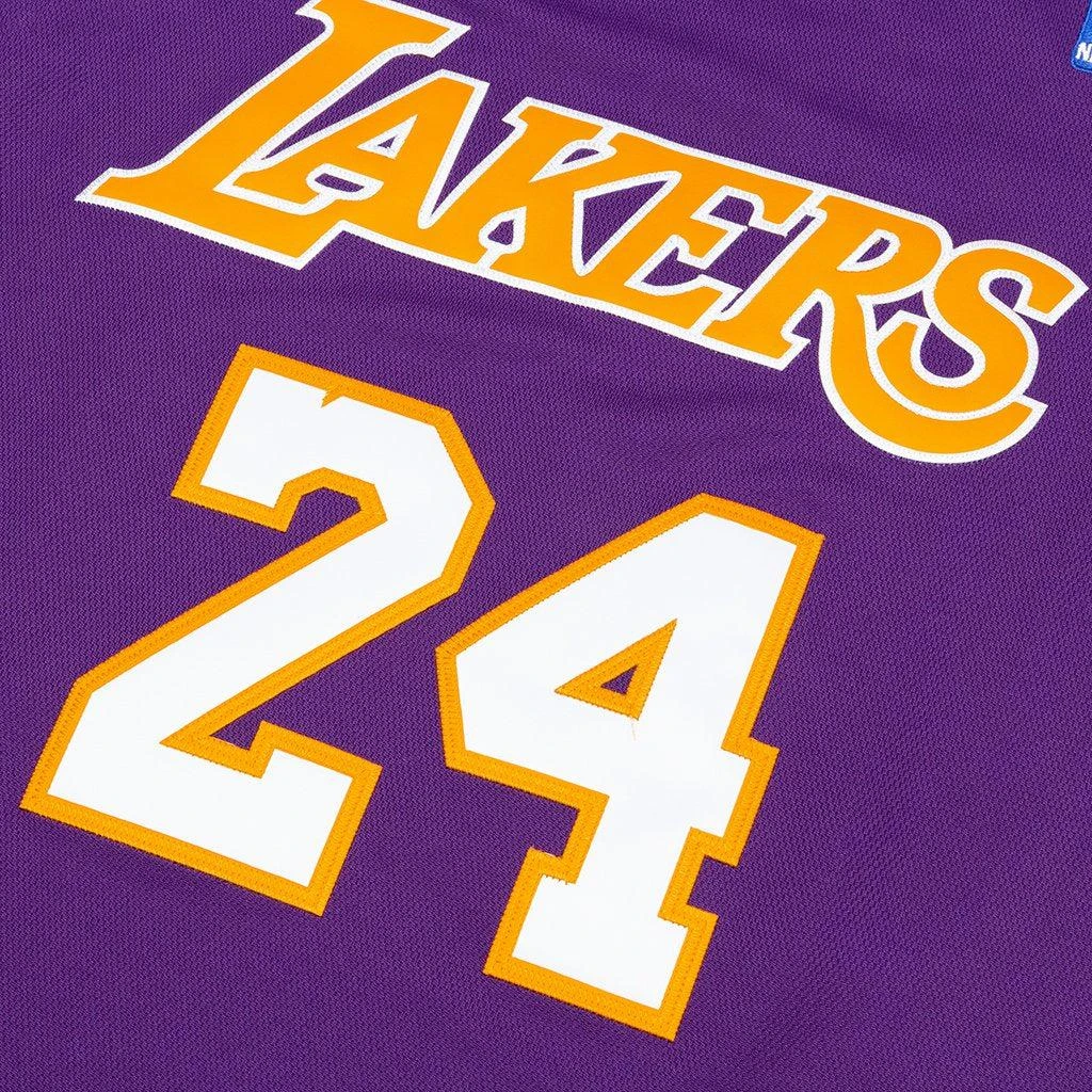 商品Mitchell & Ness|Mitchell & Ness NBA Authentic Jersey Los Angeles Lakers Road Finals 2008-09 Kobe Bryant - Purple,价格¥2278,第3张图片详细描述