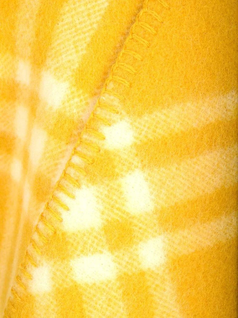 商品Burberry|Burberry Logo Patch Checked Scarf,价格¥4161,第3张图片详细描述