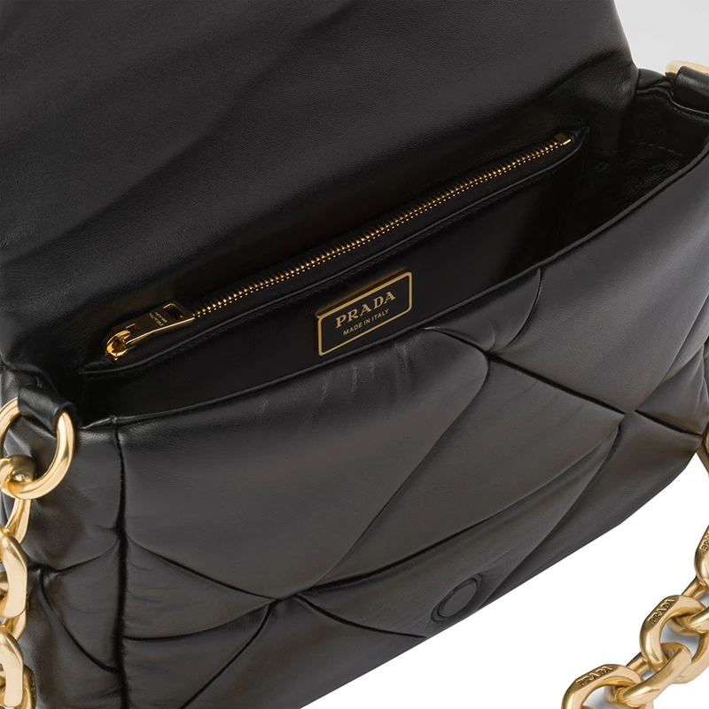 PRADA/普拉达 22新款 System系列 女士黑色皮革三角形拼布图案拆卸链条金属徽标翻盖单肩包1BD328_2DMO_F0002_V_TWO 商品