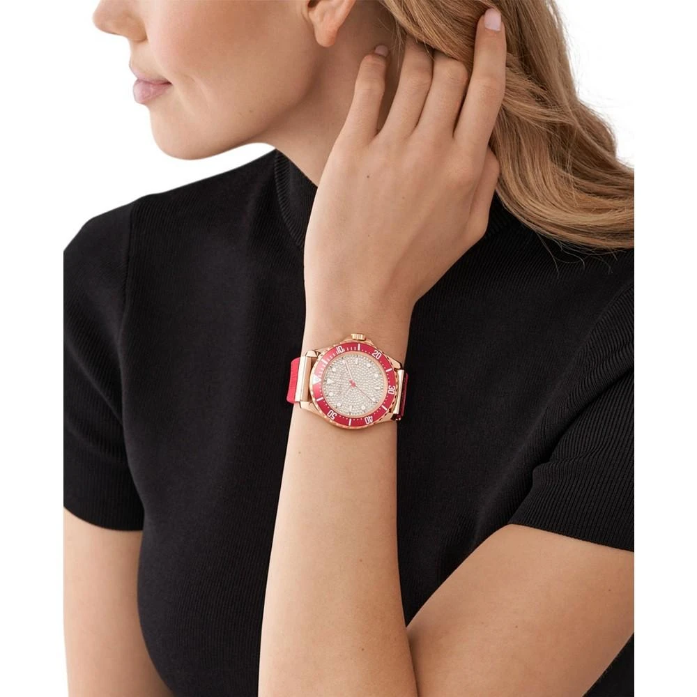 商品Michael Kors|Women's Everest Quartz Three-Hand Geranium Pink Silicone Watch 43mm,价格¥1219,第4张图片详细描述
