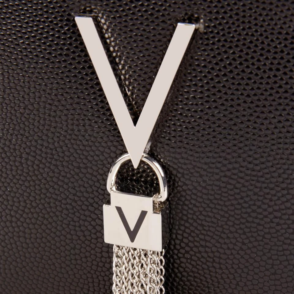 商品Mario Valentino|Valentino Women's Divina Camera Bag - Black,价格¥386,第4张图片详细描述