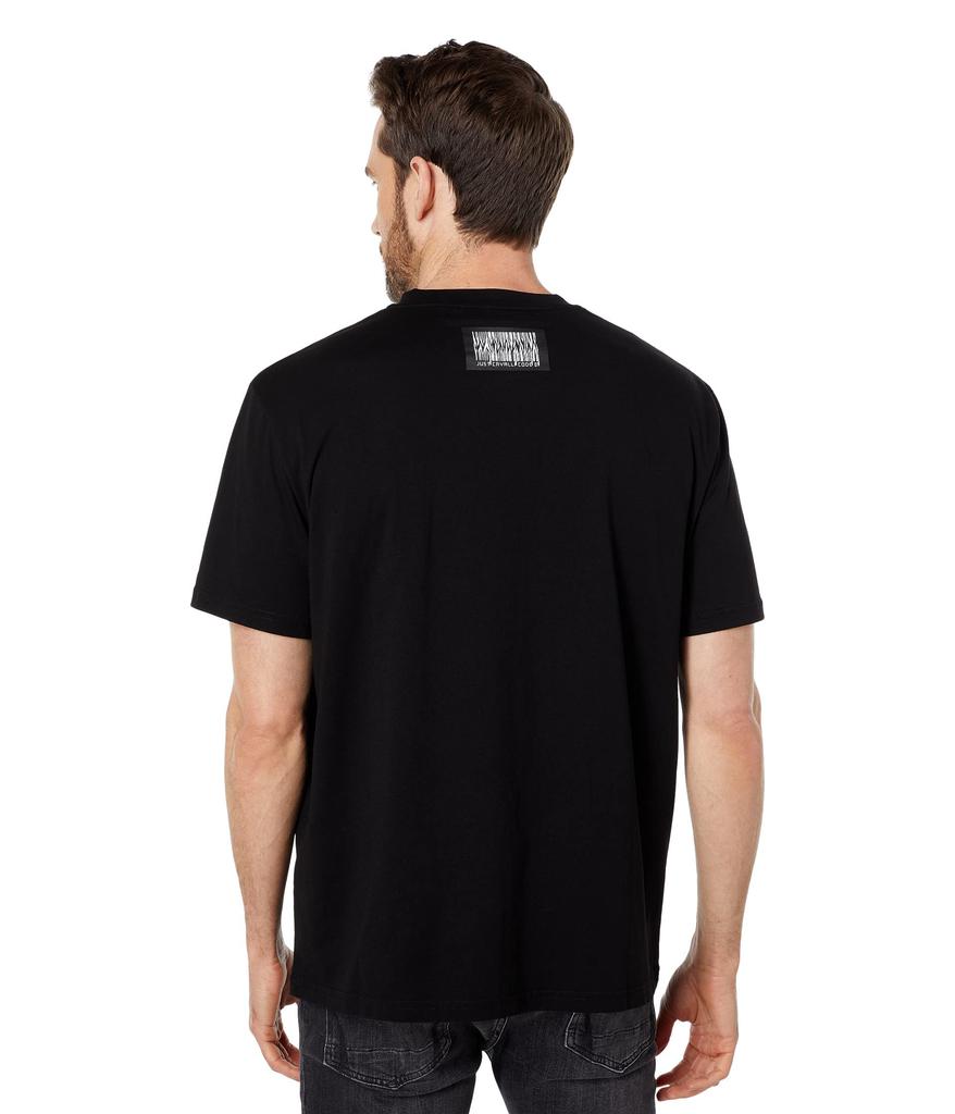 Crew Neck Cotton T-Shirt with "Liberty Graffiti" Graphic商品第2张图片规格展示