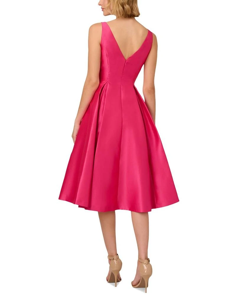 Sleeveless Tea-Length Dress 商品