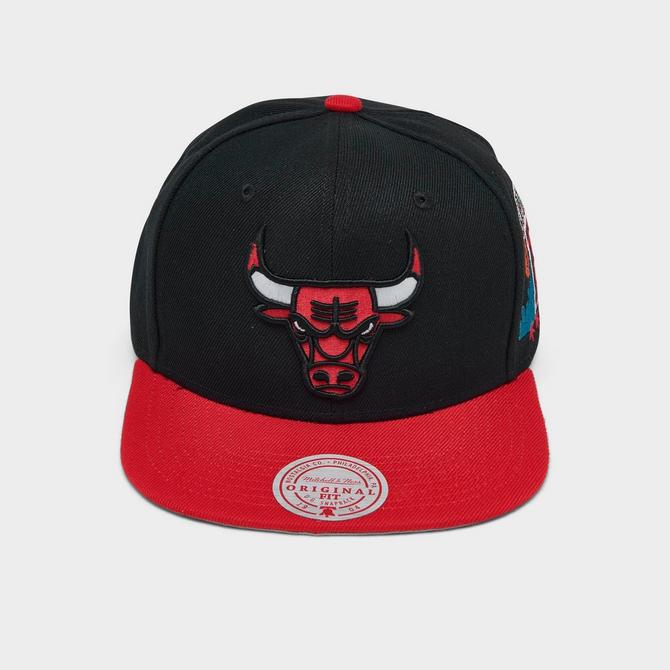 Mitchell & Ness NBA Chicago Bulls Patch Overload Snapback Hat商品第2张图片规格展示