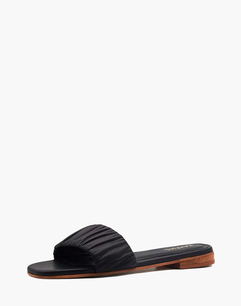 商品Madewell|KAANAS Pekan Ruched leather Slide,价格¥792,第2张图片详细描述