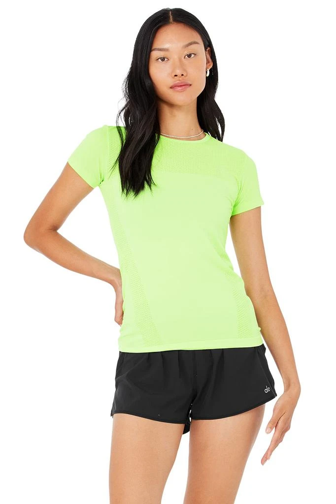 商品Alo|Seamless Essential Short Sleeve - Neon Lime,价格¥301,第1张图片