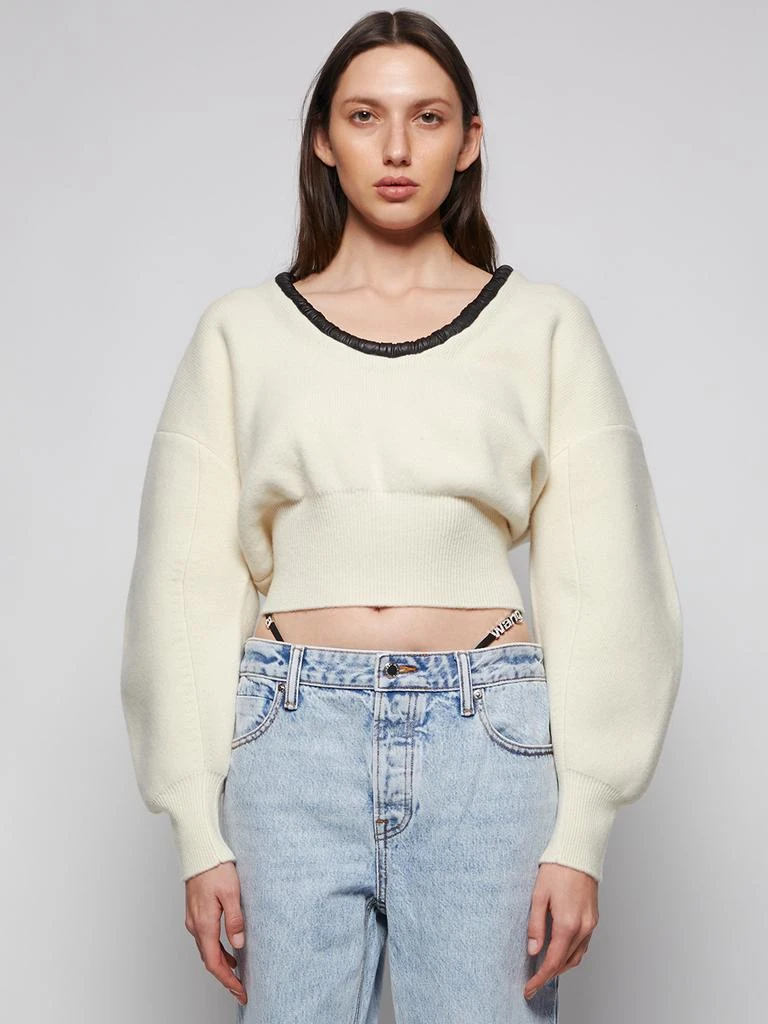 商品Alexander Wang|Scoop Neck Pullover With Ruched Leather Neckline,价格¥2386,第3张图片详细描述