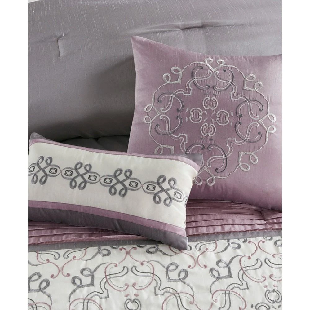 CLOSEOUT! Jelena 24-Pc. Room-in-a-Bag 商品