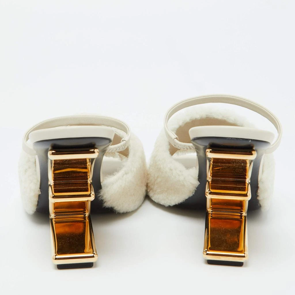 商品Fendi|Fendi Off White Lamb Fur and Leather First Heel Mules Size 40,价格¥3194,第5张图片详细描述