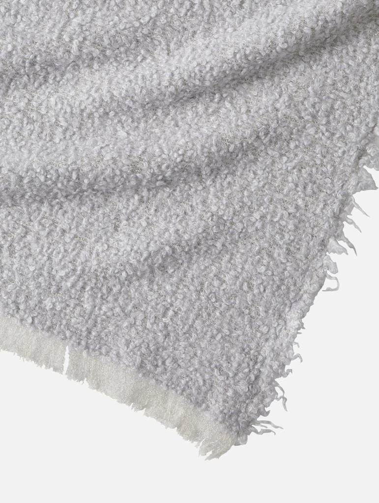 Peaks Boucle Throw 商品