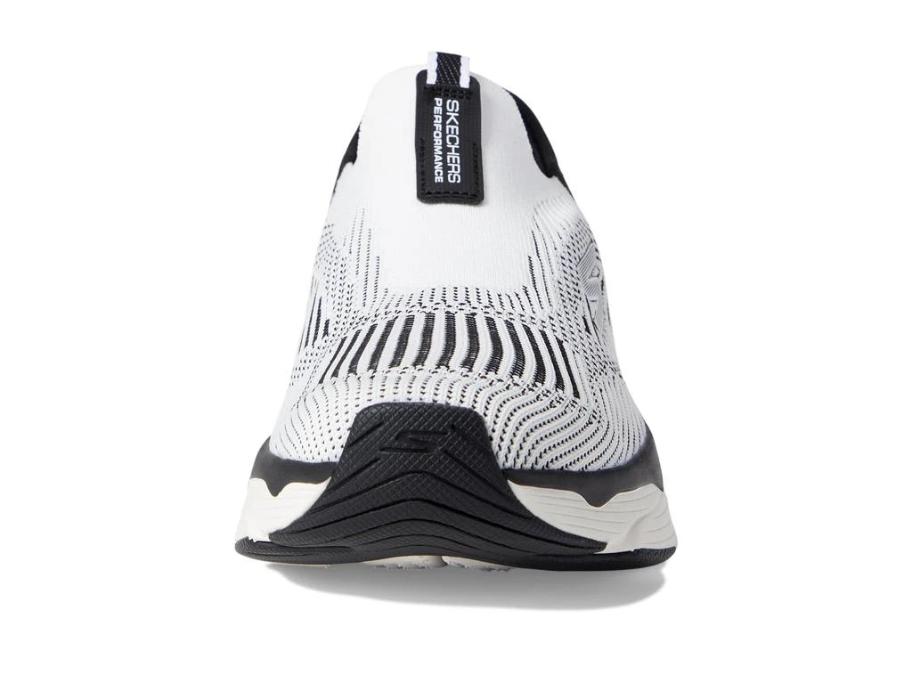 Max Cushioning Elite Advantageous Hands Free Slip-Ins 商品