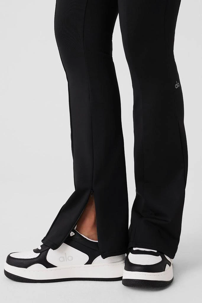 商品Alo|High-Waist 7/8 Zip It Flare Legging - Black,价格¥1036,第5张图片详细描述