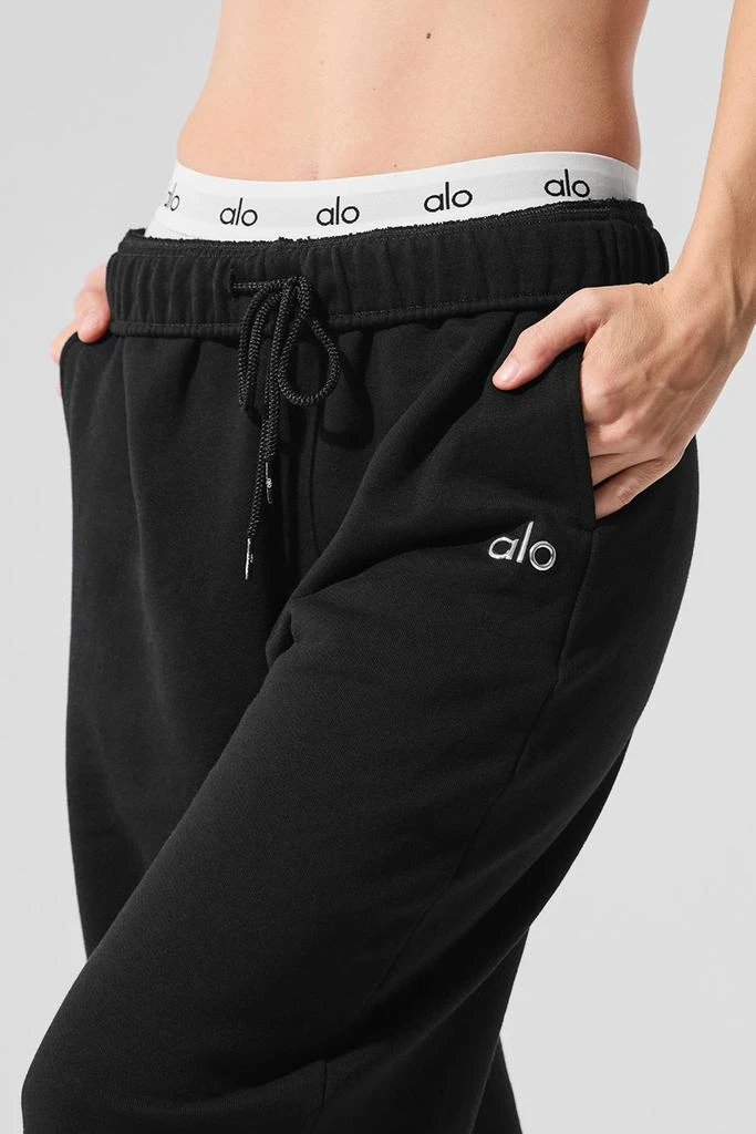 商品Alo|Accolade Straight Leg Sweatpant - Black,价格¥983,第4张图片详细描述