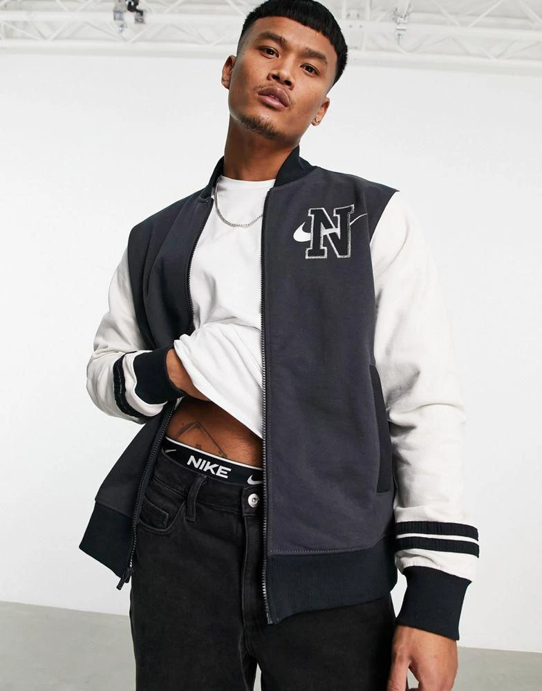 商品NIKE|Nike Retro Varsity fleece jacket in off white/washed black,价格¥692,第3张图片详细描述