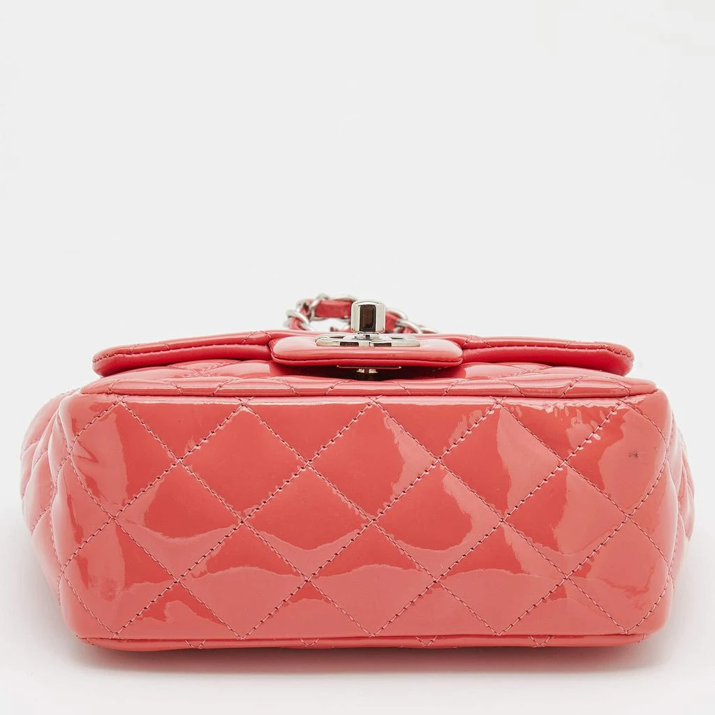 Chanel Coral Quilted Patent Leather Mini Square Classic Flap Bag 商品