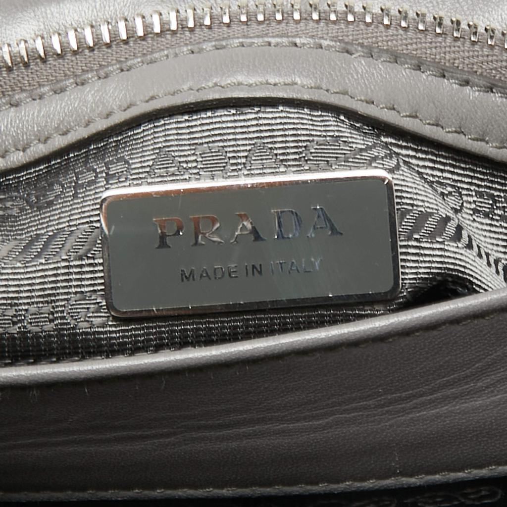 Prada Grey Nappa Leather Large Spectrum Shoulder Bag商品第8张图片规格展示