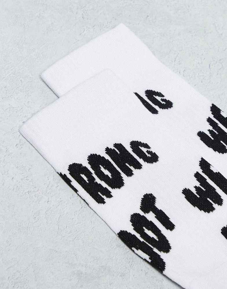 商品ASOS|ASOS DESIGN sports sock with wrong foot slogan,价格¥48,第3张图片详细描述